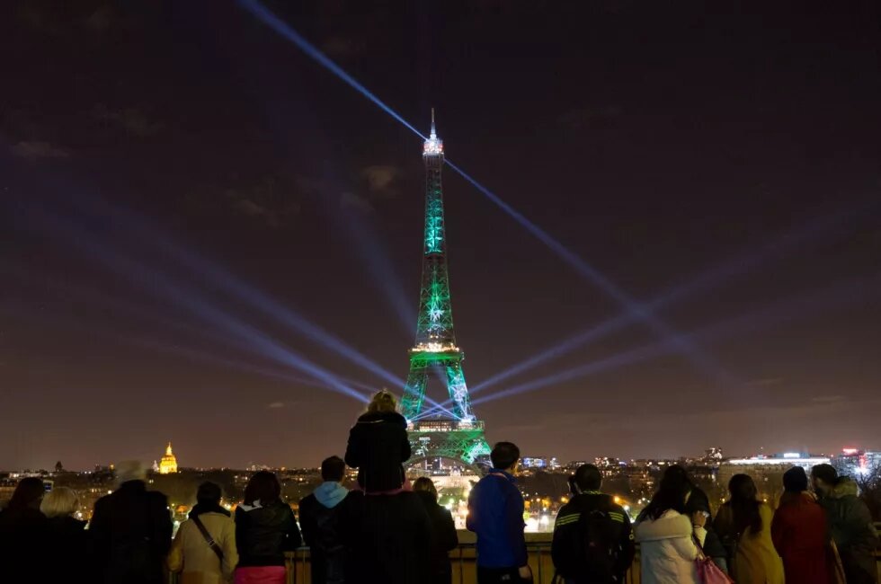 Eiffel Tower (altered) cop21